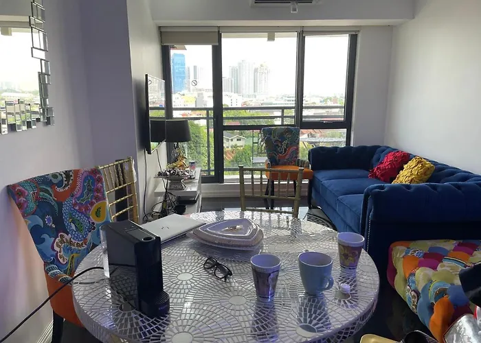 In Makati 马尼拉