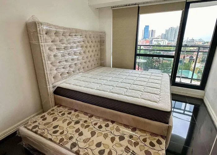 公寓式飯店 In Makati 马尼拉
